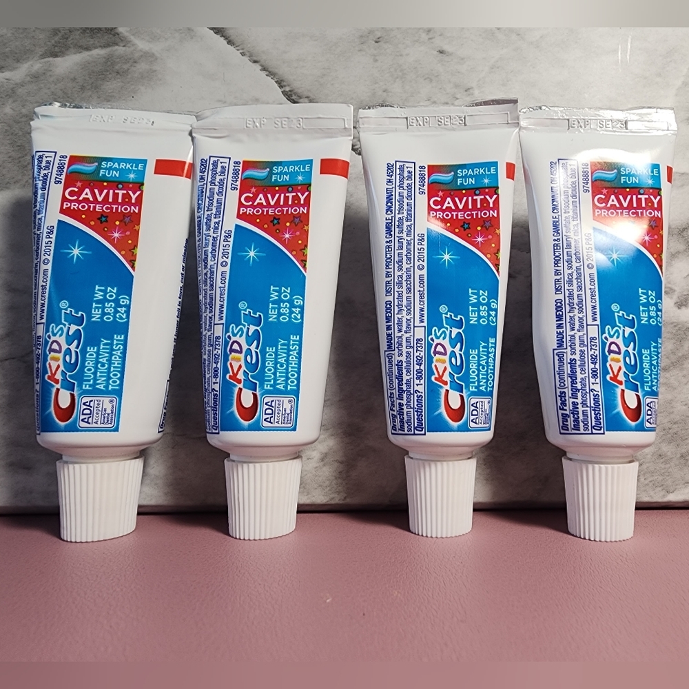 Crest Cavity Protection Sparkle Fun Fluoride Toothpaste